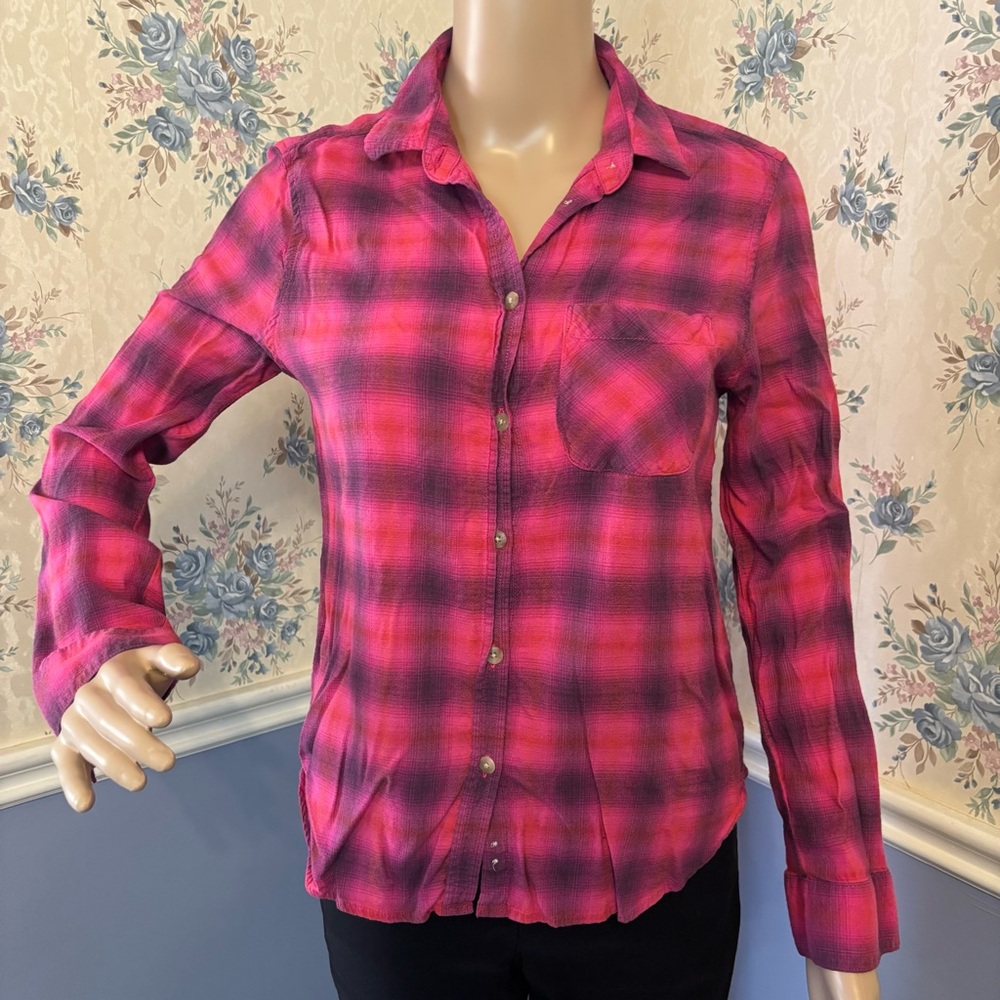 American Eagle Pink Plaid Button-Up Shirt, Size S